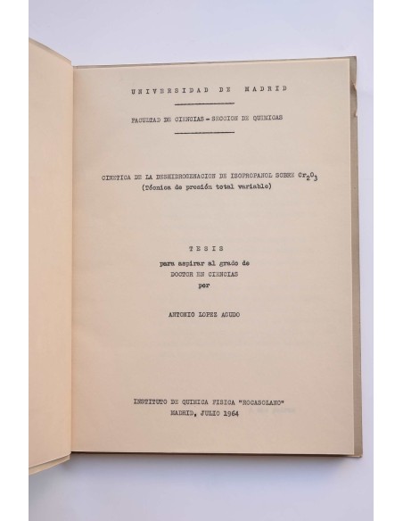 Cinética de la deshidrogenación de isopropanol sobre Cr2O3 : técnica de presión total variable. Tesis