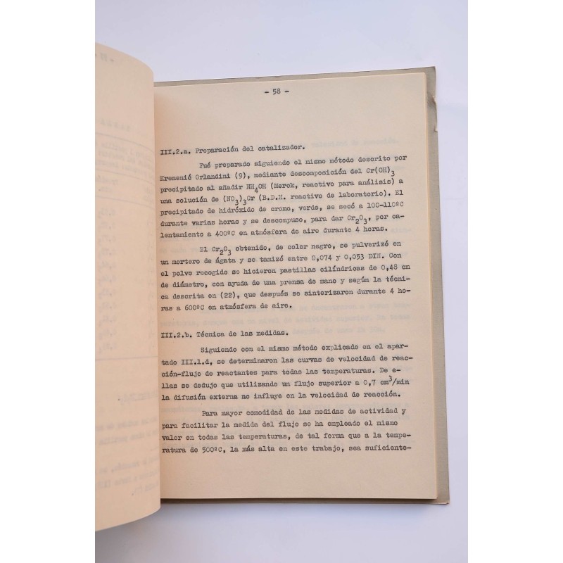 Cinética de la deshidrogenación de isopropanol...