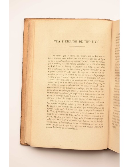Nueva colección de autores selectos latinos y castellanos. Tomo II