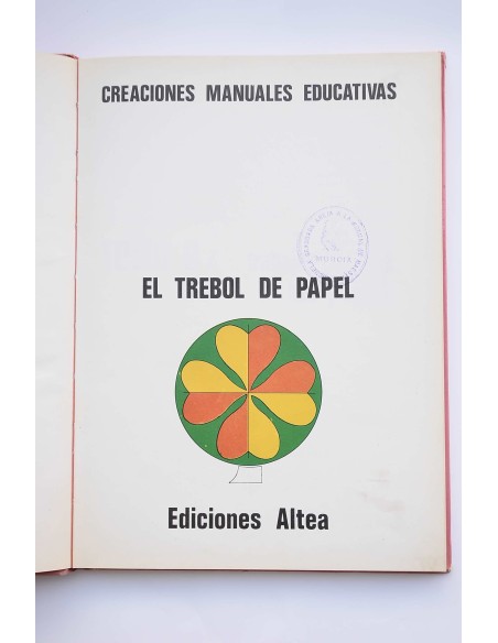 Trabajos con lana, hilo y agujas