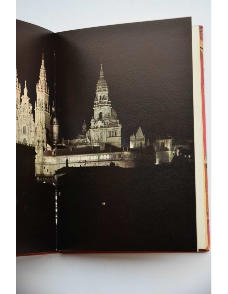 El Hostal de los Reyes Católicos en la Historia de Santiago