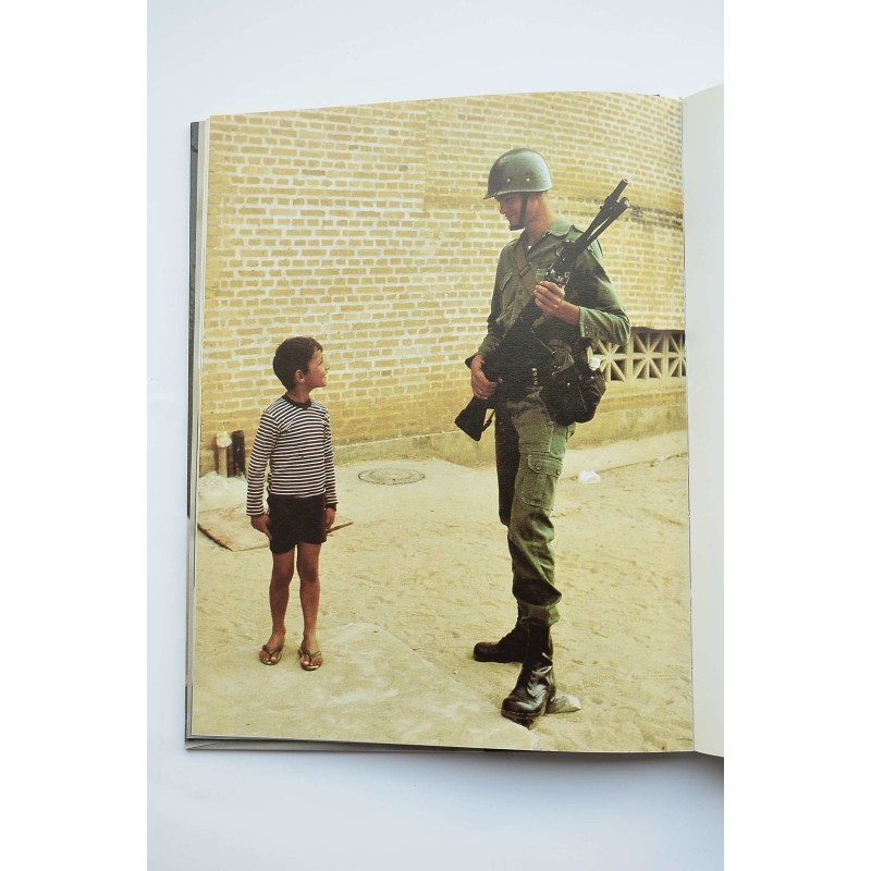 Querida gente joven : el Papa Juan Pablo II...