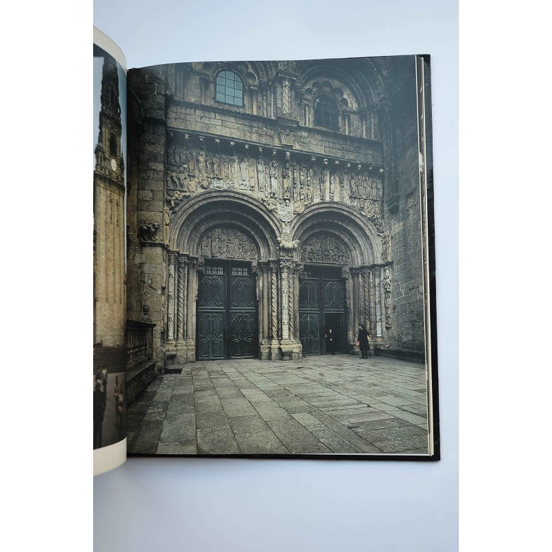 Santiago de Compostela : la via del peregrino