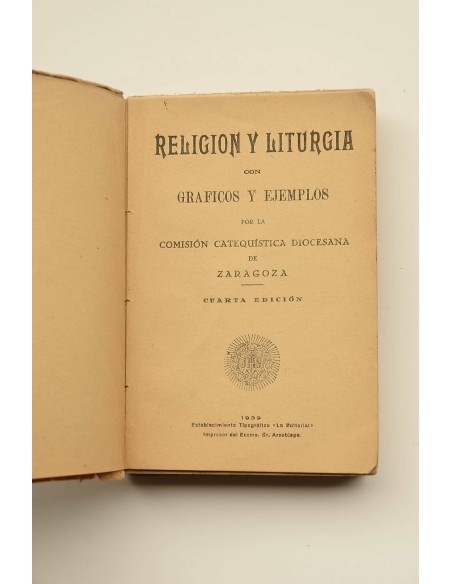 Religión y liturgia con gráficos y ejemplos