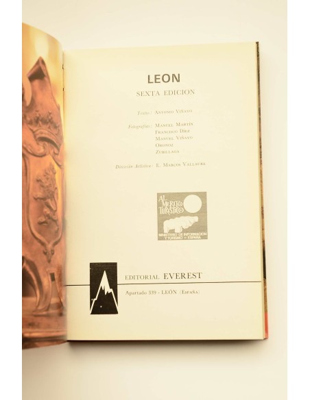 León