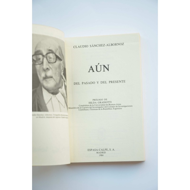 Aún. Del pasado y del presente