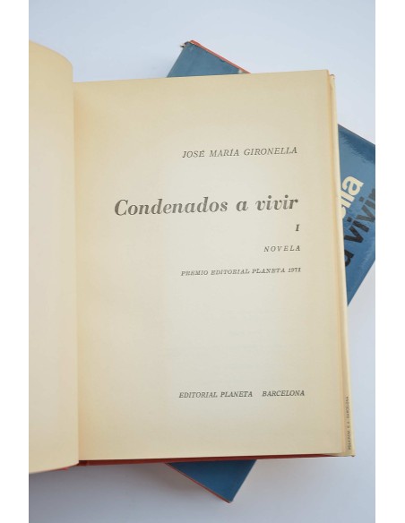 Condenados a vivir