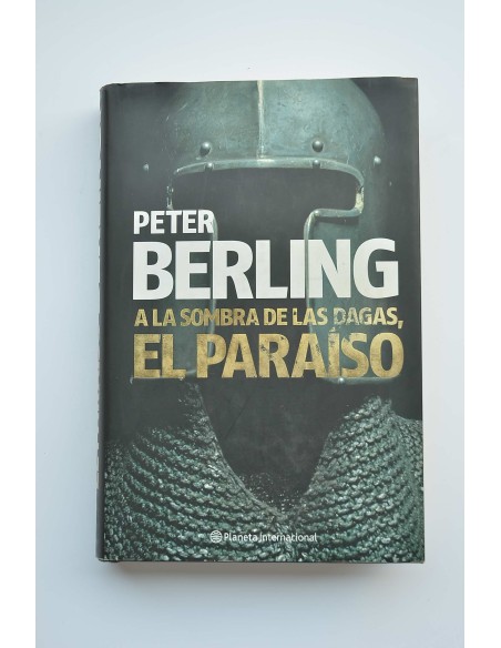 A la sombra de las dagas, El Paraíso