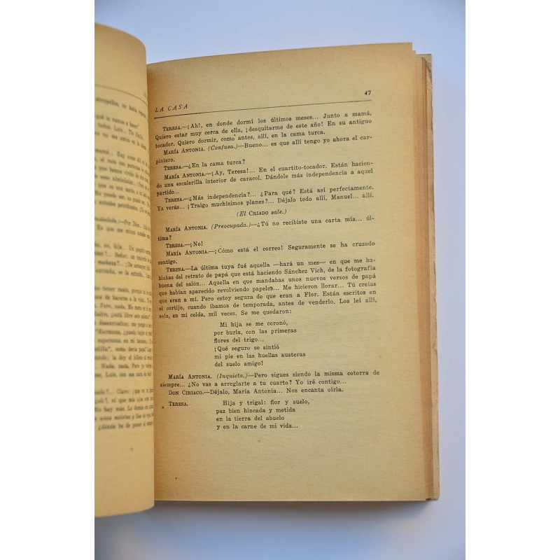 La casa : comedia en tres actos , y Paca...