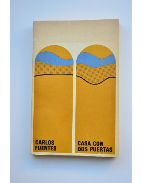 Casa con dos puertas