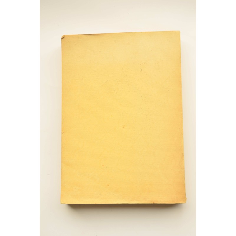 Tres años de política ferroviaria . 1932 a...