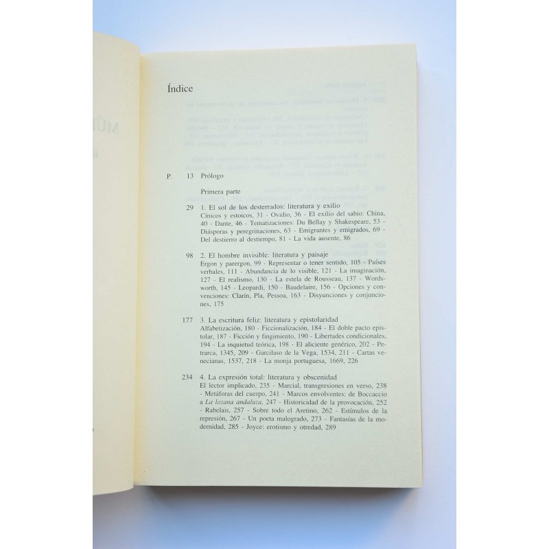 Múltiples moradas. Ensayo de literatura comparada