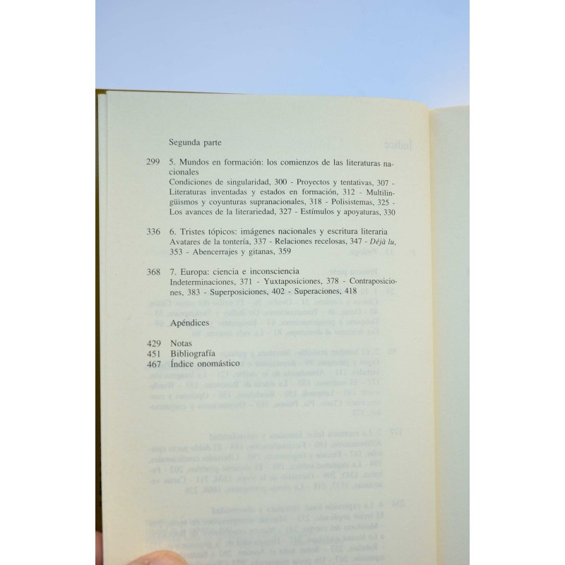 Múltiples moradas. Ensayo de literatura comparada