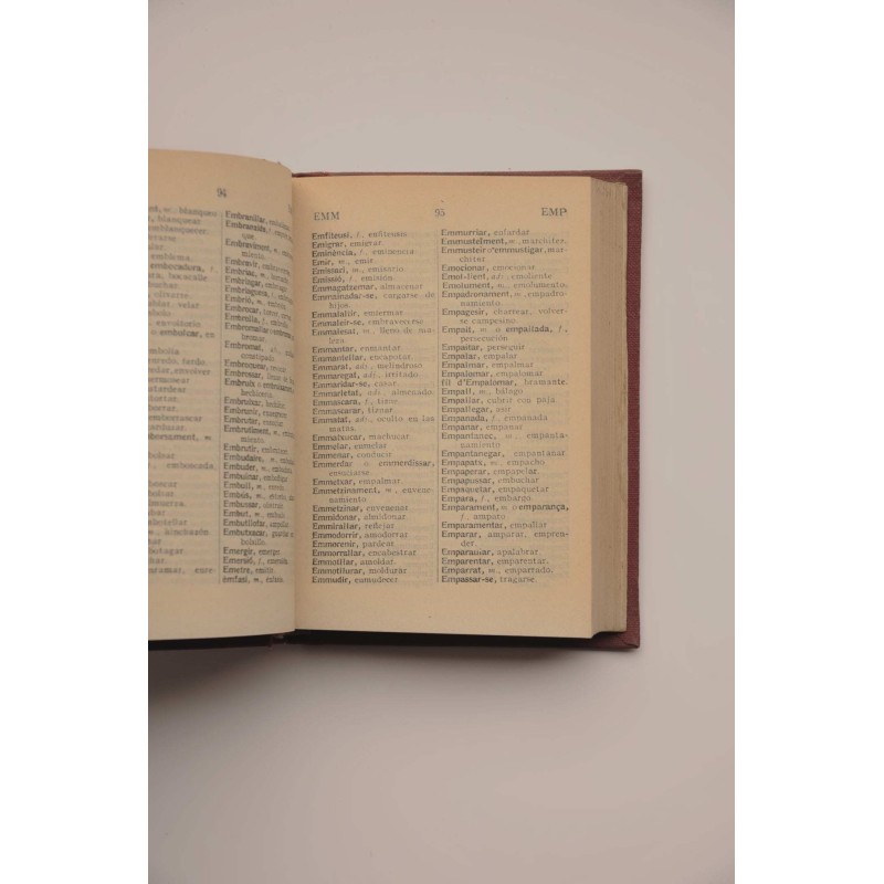 Novissim diccionari Català-Castellà