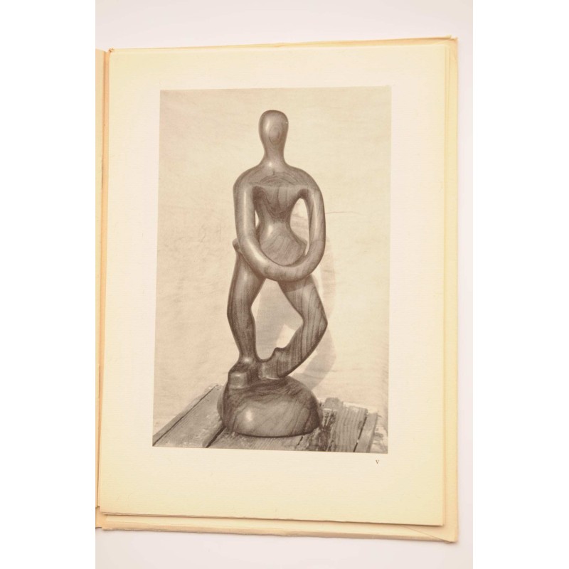 Gisiger : neu palnches d'après des sculptures...