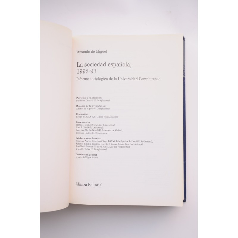 La Sociedad Española, 1992-93 : informe...