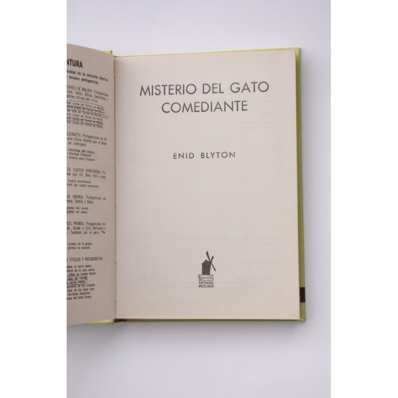 Misterio del gato comediante