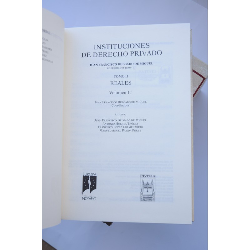 Instituciones de derecho privado. Reales