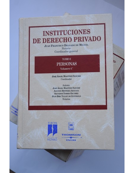 Instituciones de derecho privado. Personas