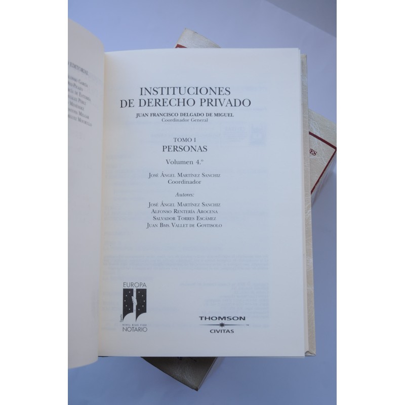 Instituciones de derecho privado. Personas