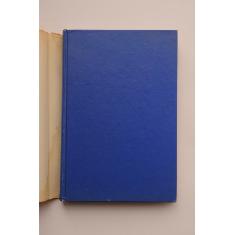 Encyclopedia of dogs & puppies : all you need...