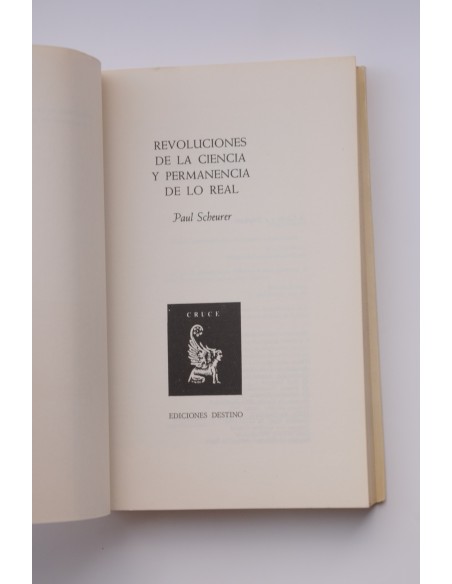 Revoluciones de la ciencia y permanencia de lo real