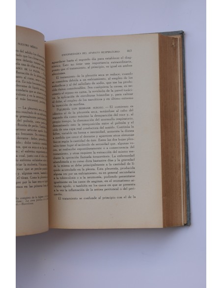 Nuestro médico : consultor médico de las familias