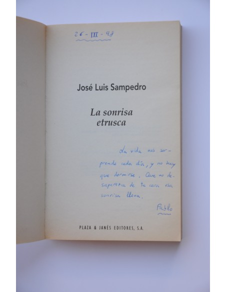 La sonrisa etrusca