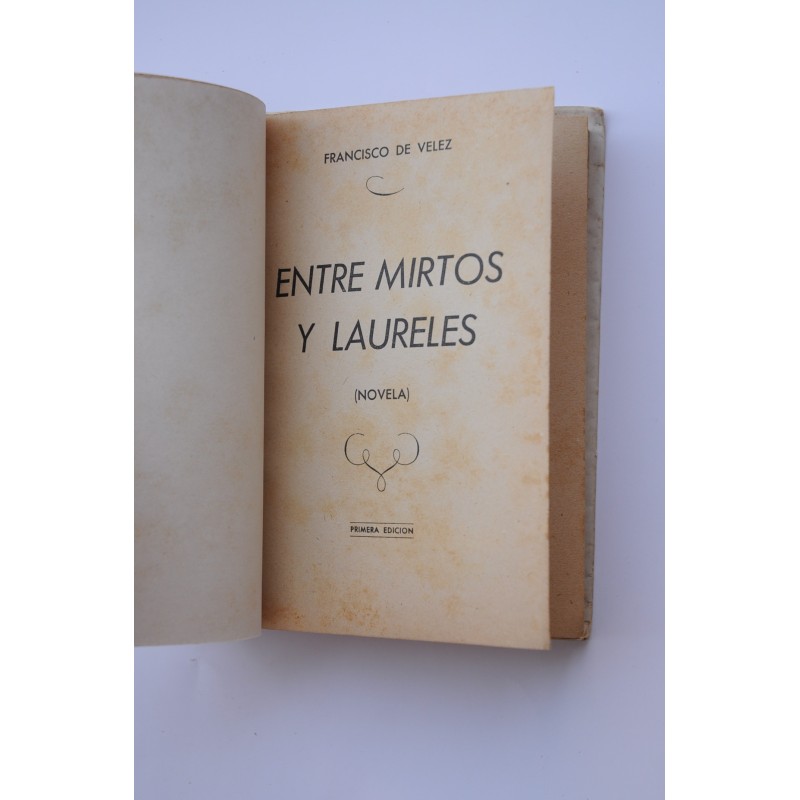 Entre mirtos y laureles