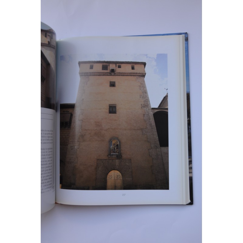 Palacios y Alcázares de España. Patrimonio...