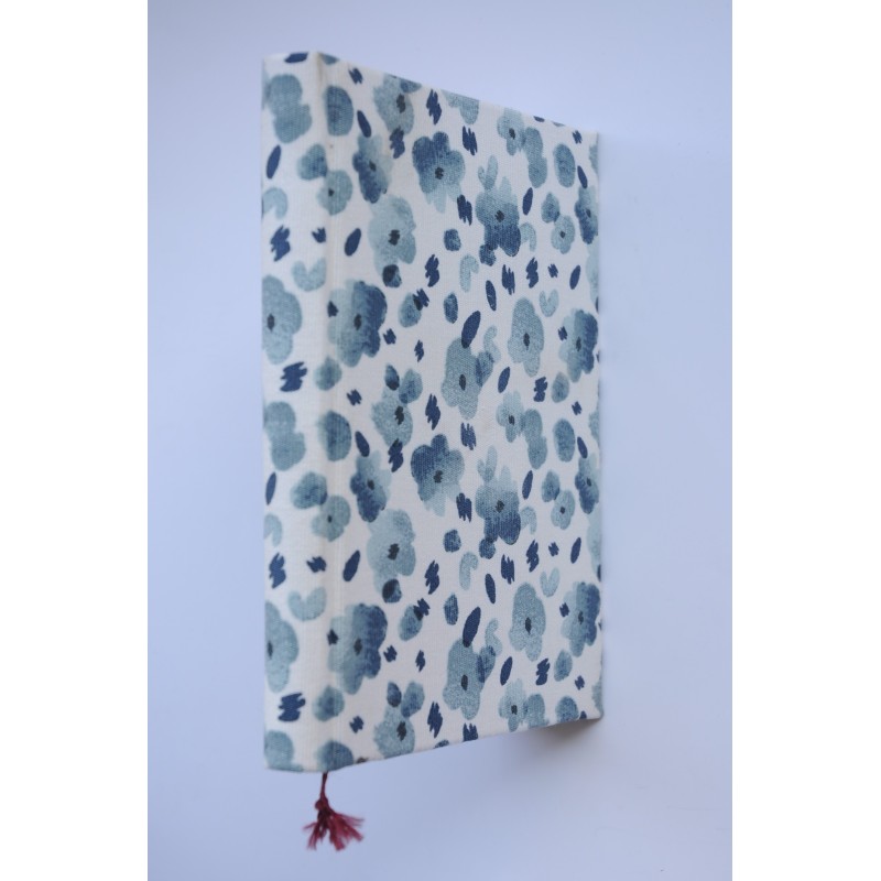 Libreta Artesana Florecitas grises