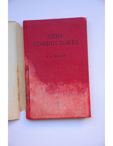 Semi - Conductores