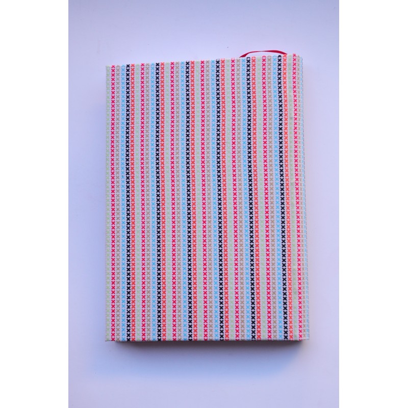 Libreta Artesana. Rayas en cruz