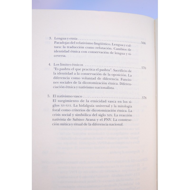 Milenarismo vasco : edad de oro, etnia y nativismo