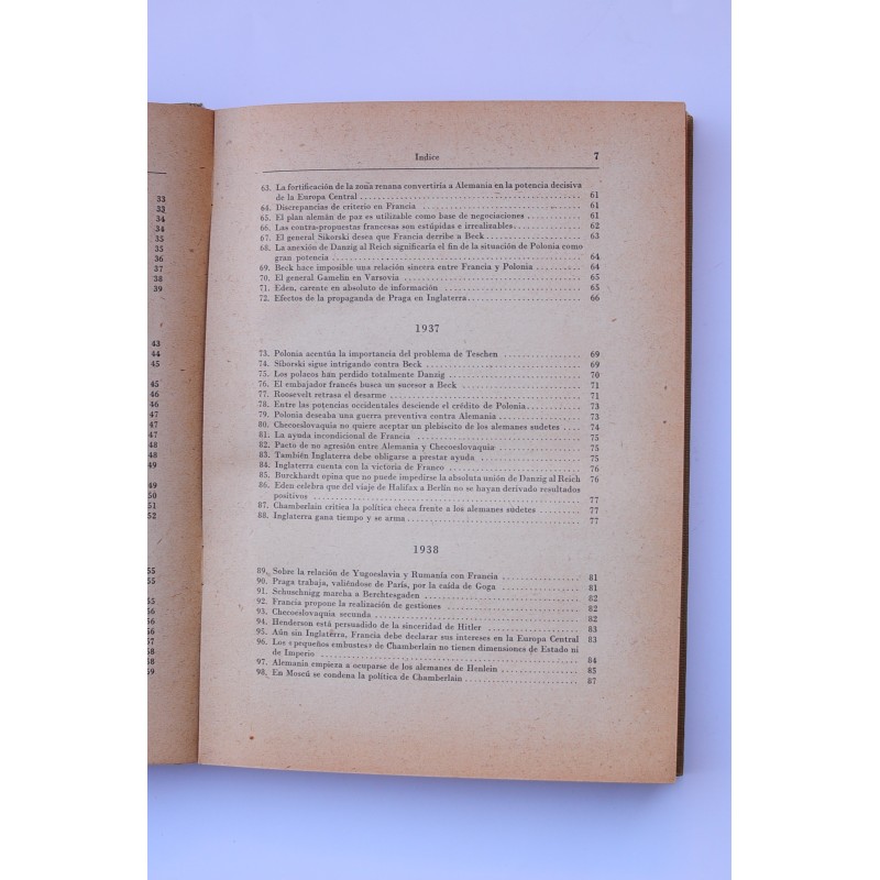 La política europea desde 1933 a 1938 reflejada...