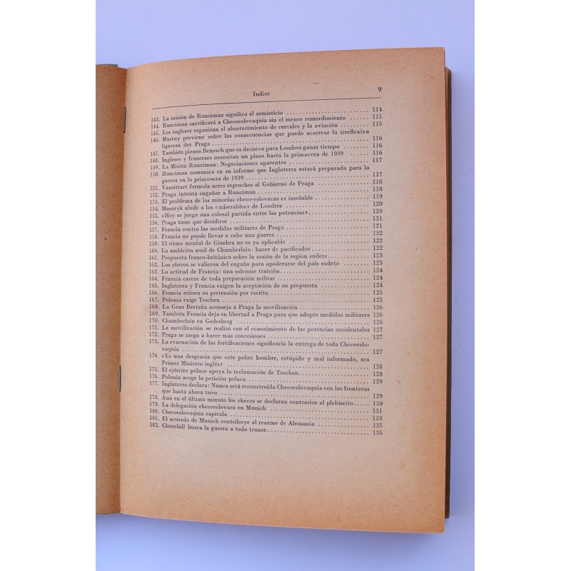 La política europea desde 1933 a 1938 reflejada...