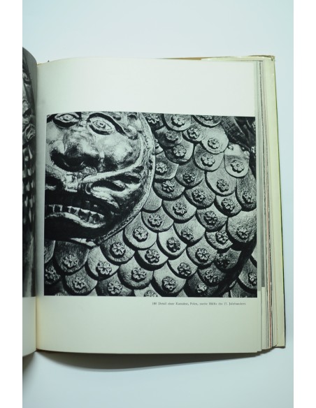 Die Sammlungen des königsschlosses auf dem wawel