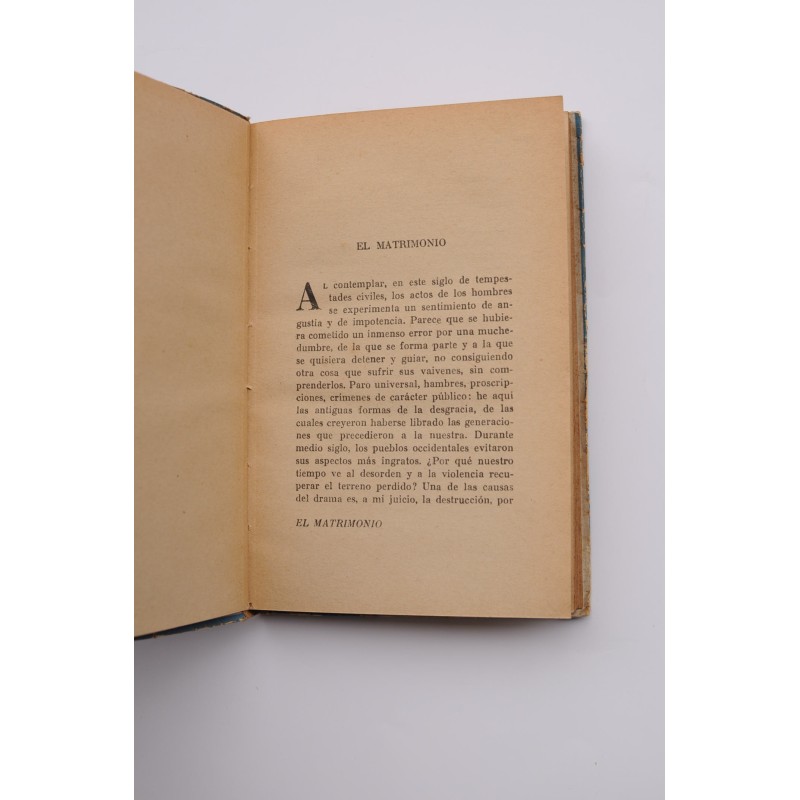 Sentimientos y costumbres