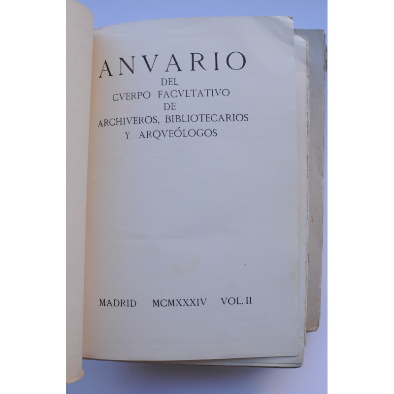 Anuario del cuerpo facultativo de archiveros,...