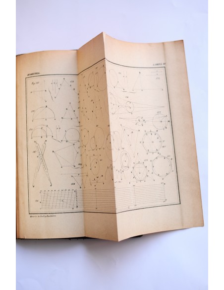 Lecciones de geometría, con algunas nociones de la descriptiva
