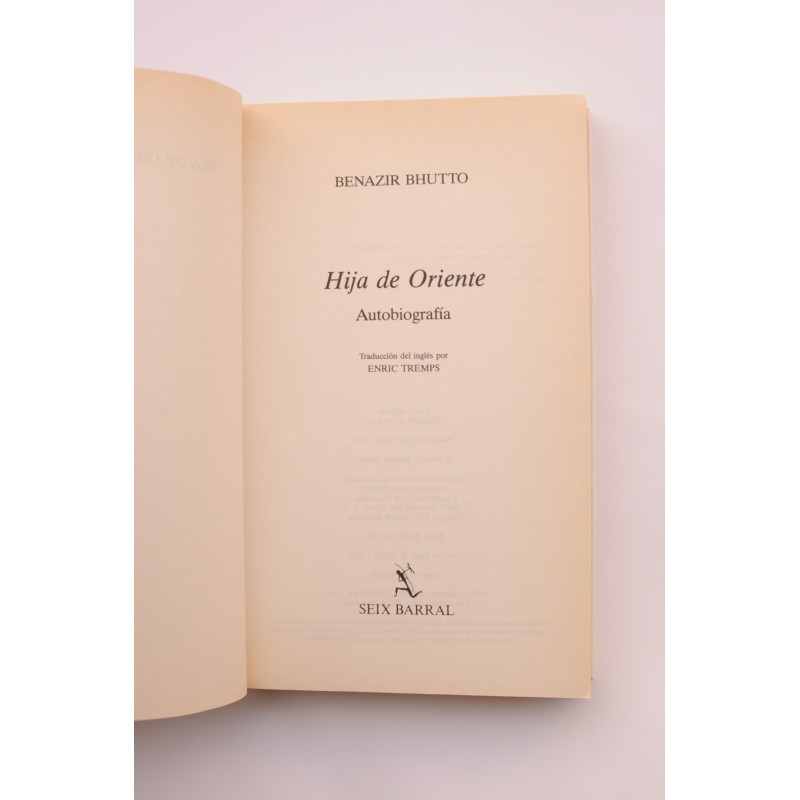 Hija de Oriente. Autobiografía