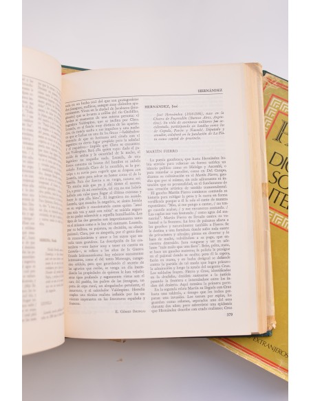 Parnaso. Diccionario Sopena de Literatura