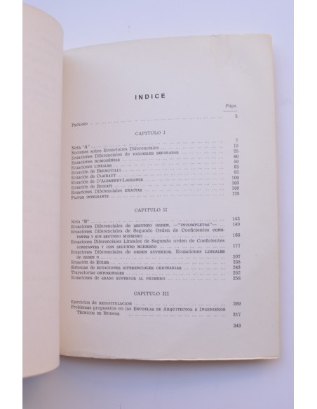 Ecuaciones diferenciales. II. Parte