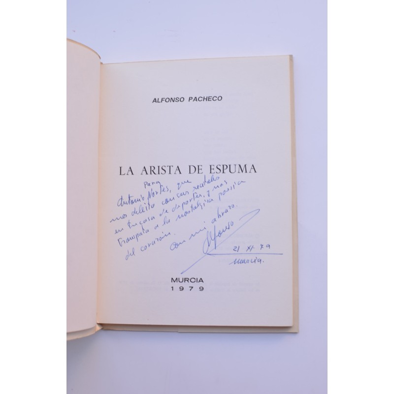 La arista de espuma