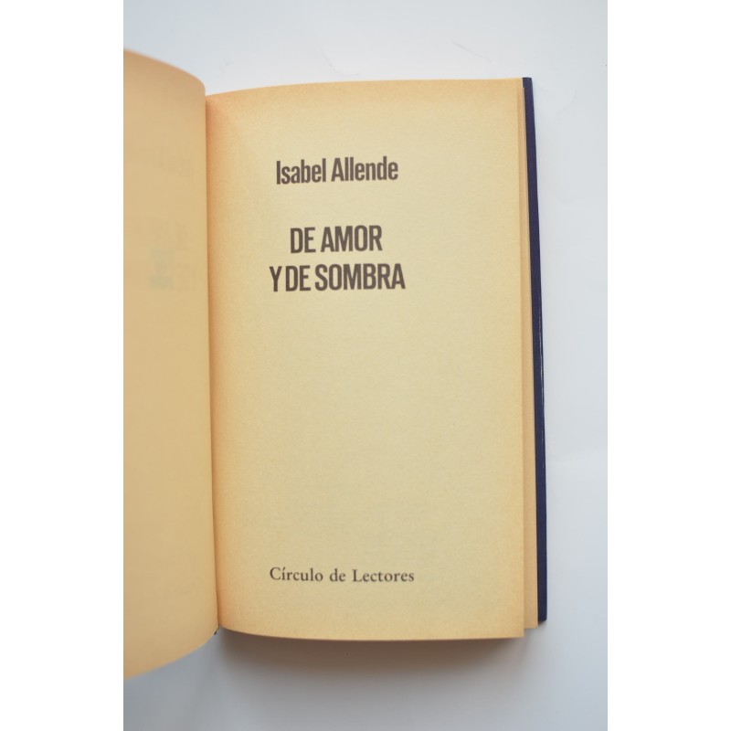 De amor y de sombra