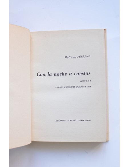 Con la noche a cuestas