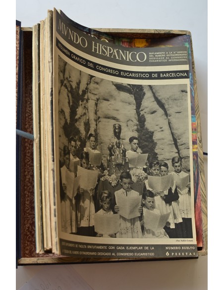Mundo Hispánico : la revista de veintitres países