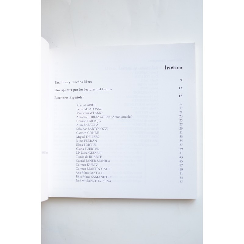 Escritores en la Luna de Papel