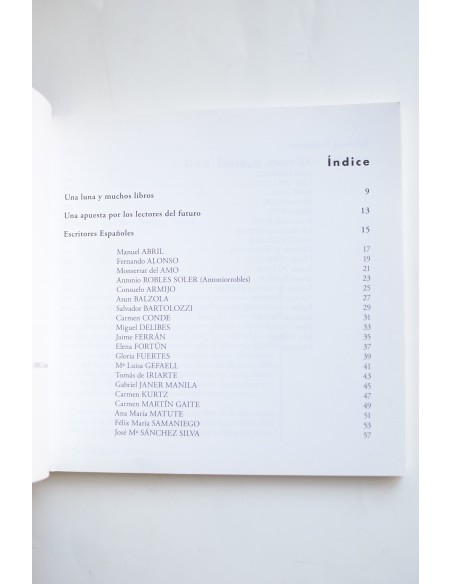 Escritores en la Luna de Papel