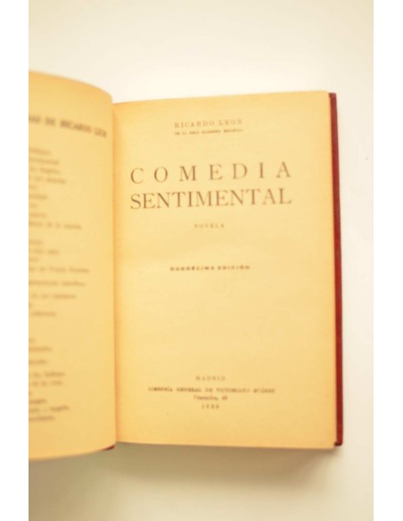 Comedia sentimental : novela